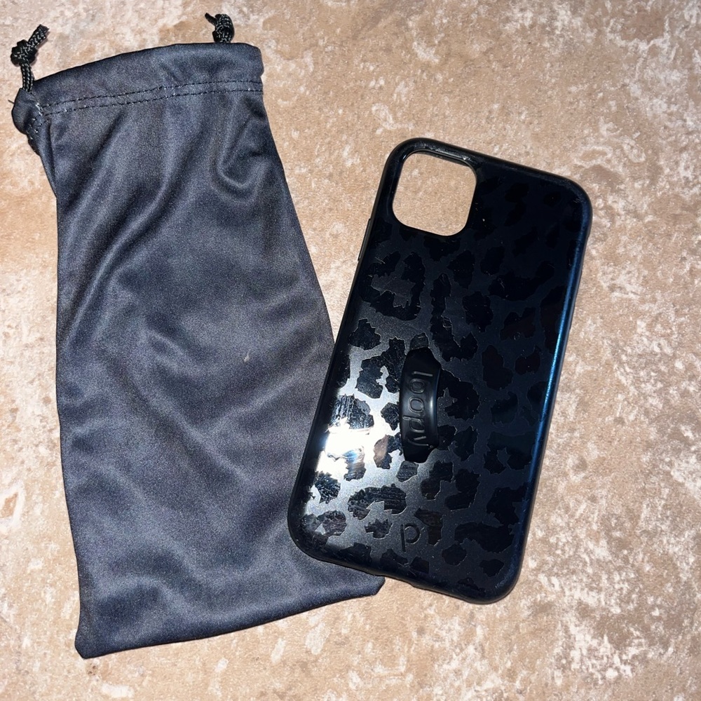 iPhone 11 Midnight Leopard Loopy Case